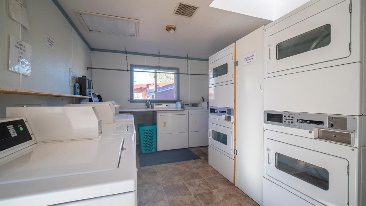 Funstays Glamping Setup Tent In Rv Park #4 Ok-T4 Moab Buitenkant foto